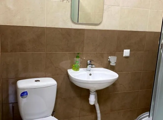 Studio-біля вокзалу-недалеко від центру Διαμέρισμα